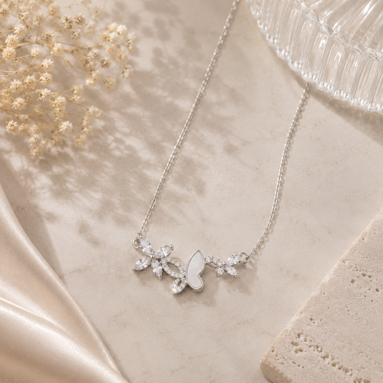 Collier 3