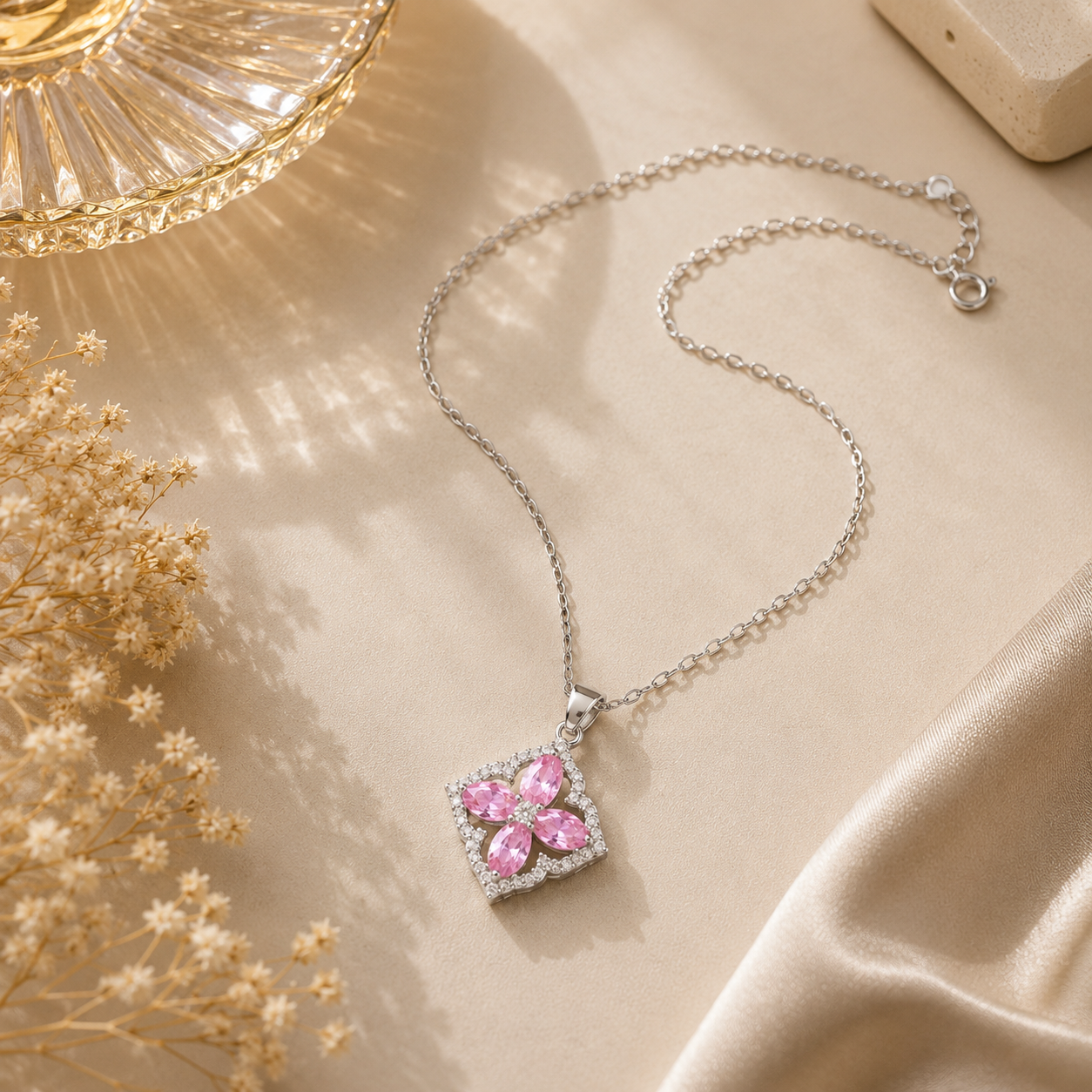Collier 3